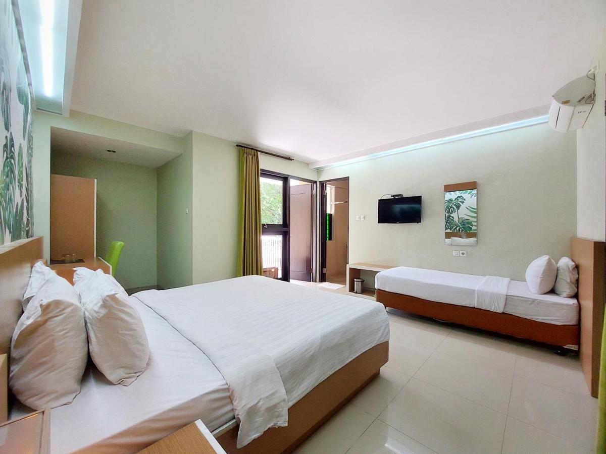 Executive Double Room,1353156268:JPEG