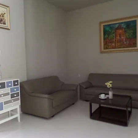 Shinta Guesthouse-3